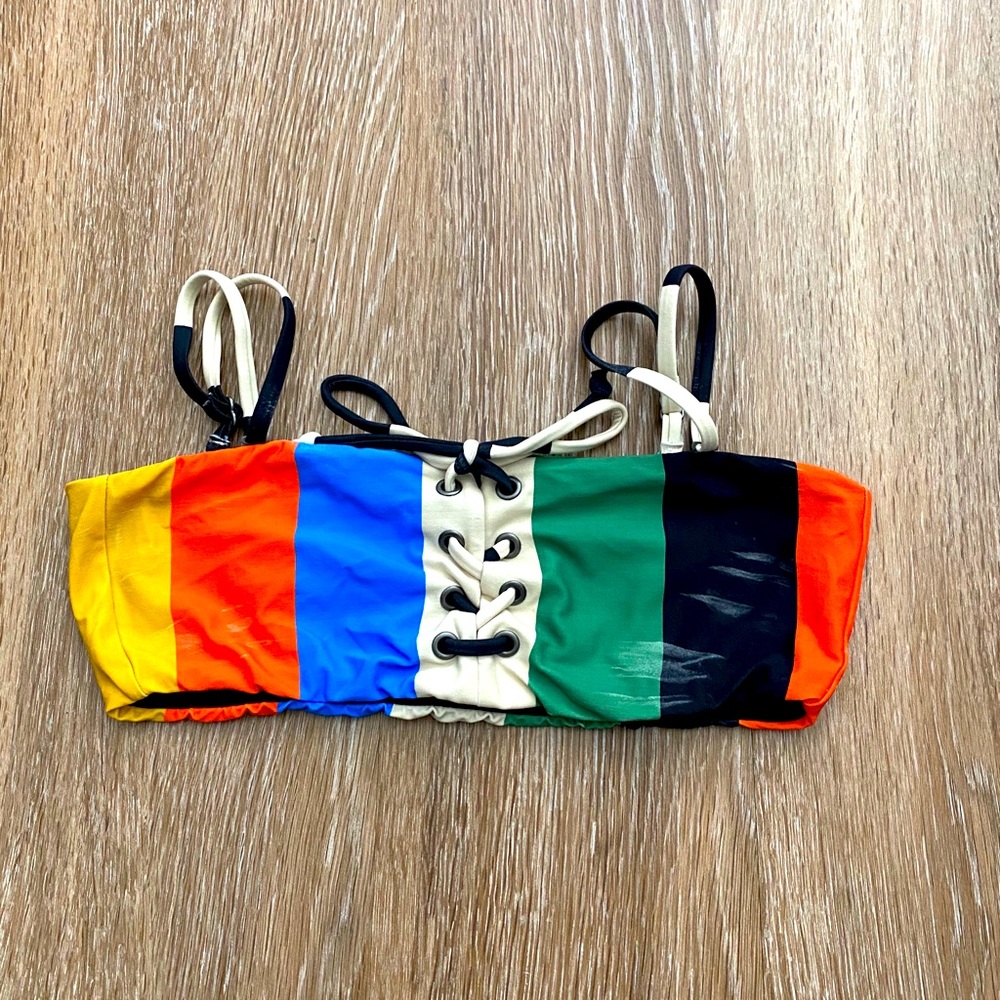 Billabong swim top 🤍